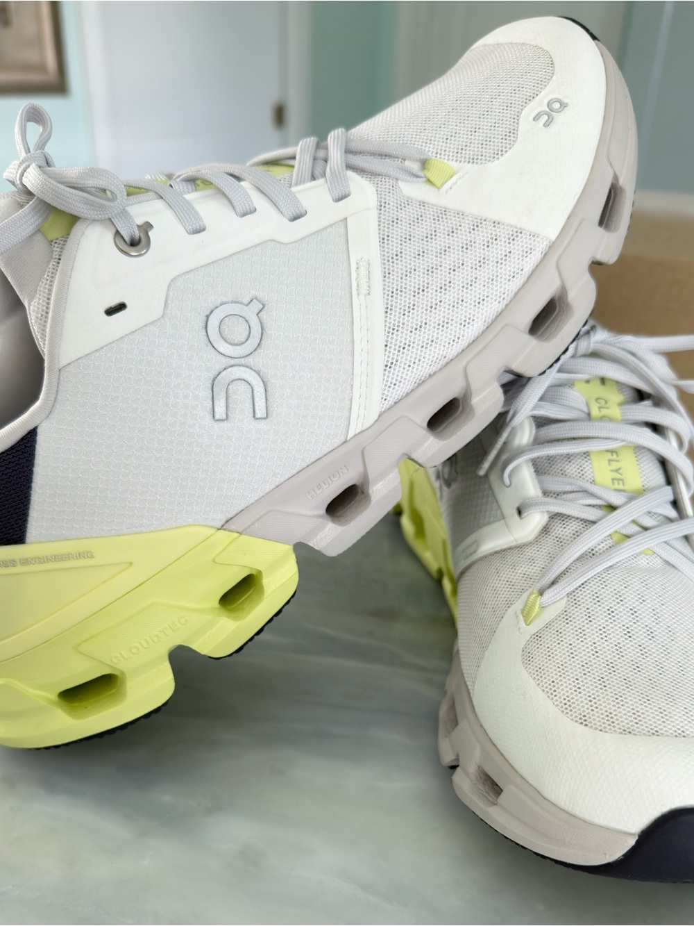 On Cloudflyer 4 , On Running Shoes, new, size 10